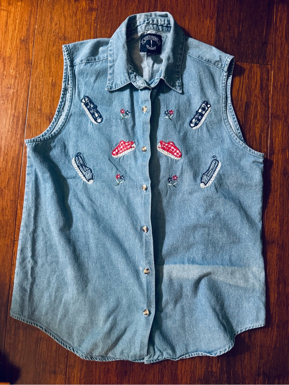 Vintage 100% Cotton Embroidered Light Blue Denim Sleeveless Button Down Shirt